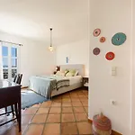 Padma, Agkeria Paros * Angairiá