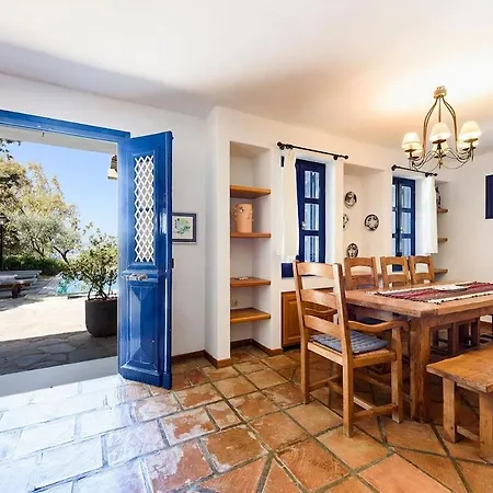 Vakantiehuis Padma, Agkeria Paros Angairiá