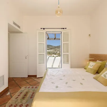 Vakantiehuis Padma, Agkeria Paros Angairiá
