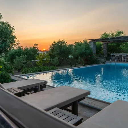 Padma, Agkeria Paros *