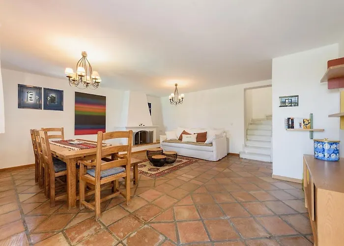 Padma, Agkeria Paros * Angairiá